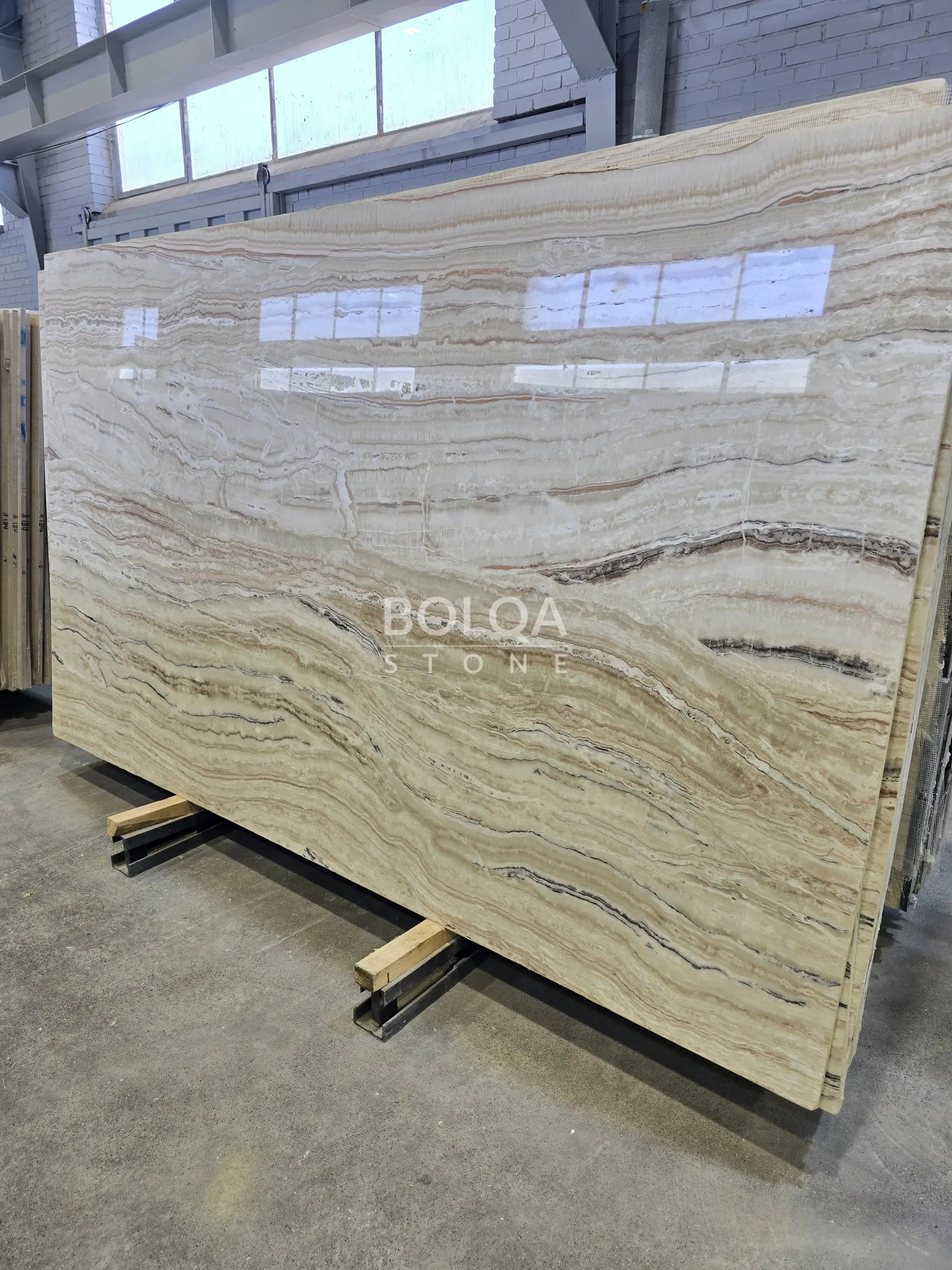 Karmania onyx slab